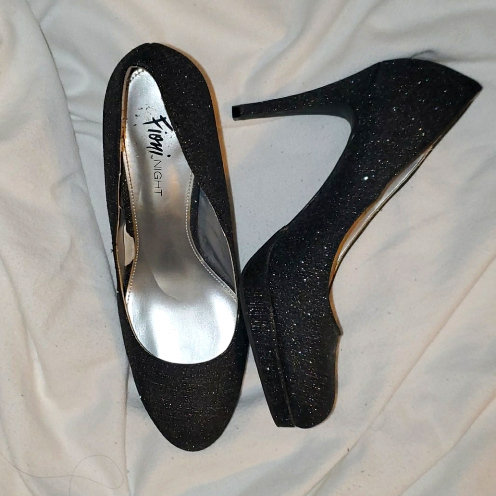 Black Sparkly platform pumps